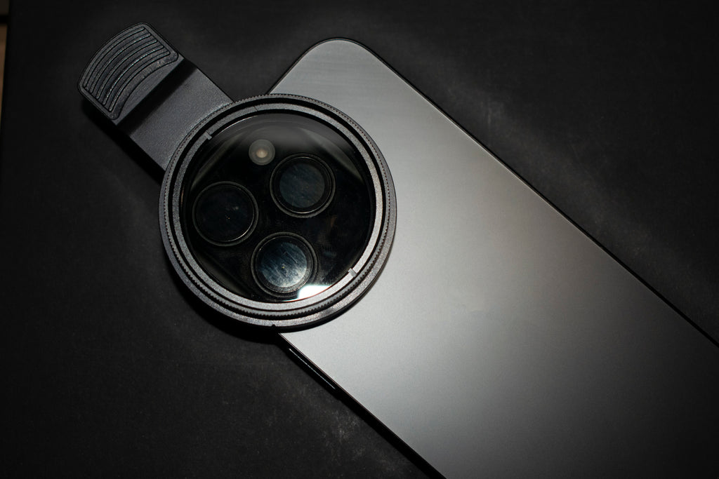 Polariser + Case for a Mobile Phone